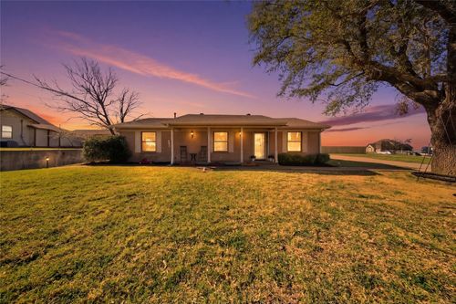 299 E College St, Gunter, TX, 75058-9725 | Card Image