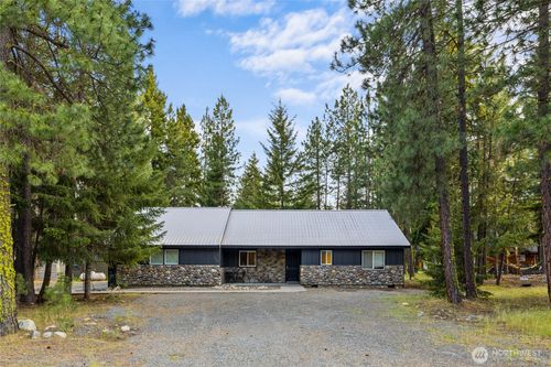 750 Evergreen Valley Loop Rd, Ronald, WA, 98940-0050 | Card Image