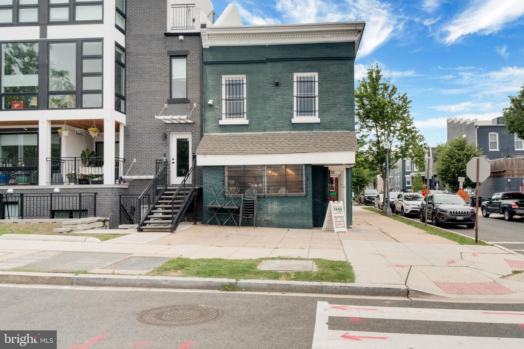 Commercial Sale in WASHINGTON 4