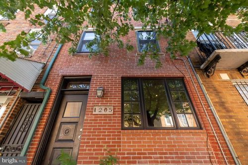 1205 S 8th St, PHILADELPHIA, PA, 19147-5102 | Card Image