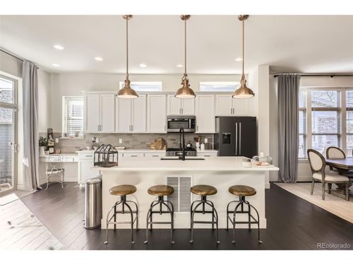 2572 Iola St, Aurora, CO, 80010-1182 | Card Image