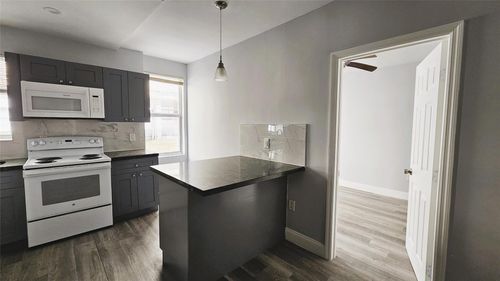 3-1142 Sw 4th St, Miami, FL, 33130-2037 | Card Image