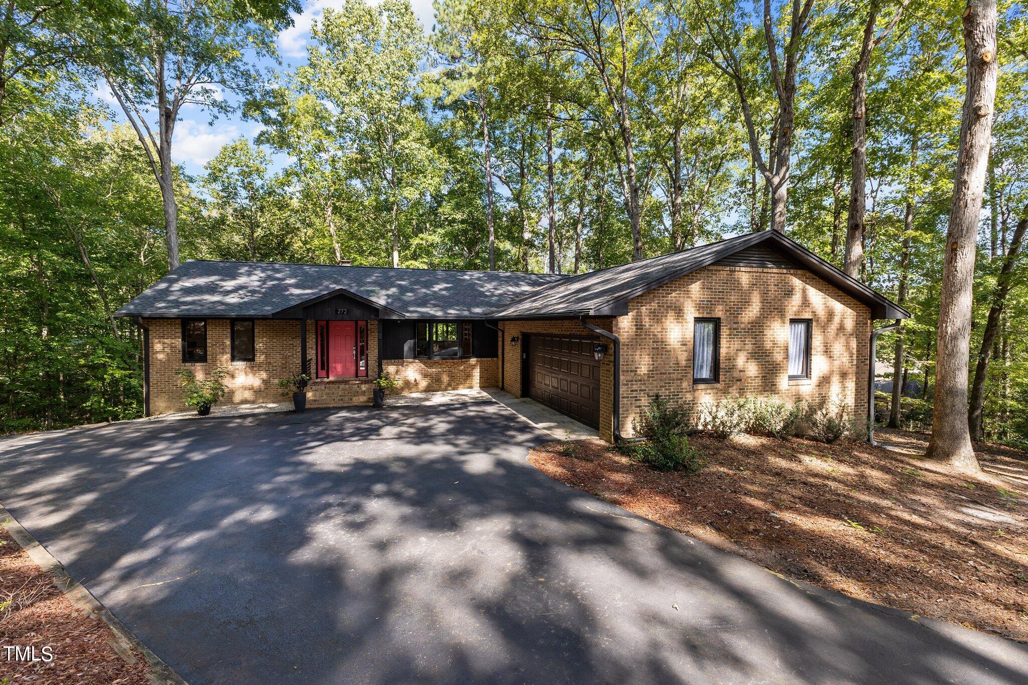 Lake Pt, Sanford, NC 27332