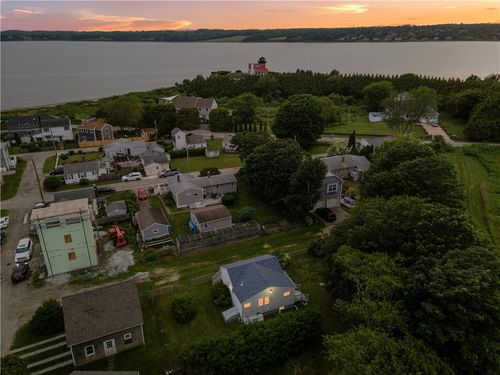 56 Grace St, Tiverton, RI, 02878-5004 | Card Image