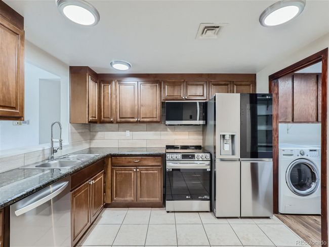 204 - 800 N Pearl St, House attached with 2 bedrooms, 2 bathrooms and null parking in Denver CO | Image 12
