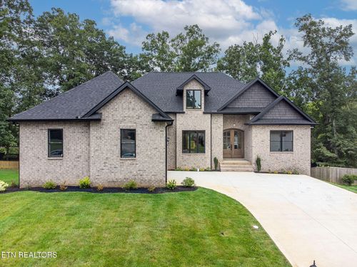 591 Yosemite Dr, Lenoir City, TN, 37771-8291 | Card Image