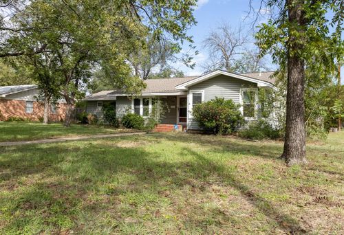 2010 4th Street, Brownwood, TX, 76801 | Card Image