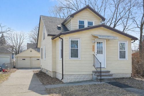 141 W Harry Ave, Hazel Park, MI, 48030-2077 | Card Image