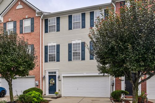 9442 Tanhurst Dr, Indianapolis, IN, 46250-4151 | Card Image