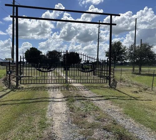 17180 Highway 90, Welsh, LA, 70591-4519 | Card Image