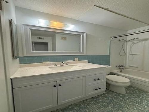 24-151 N Belvedere Blvd, Memphis, TN, 38104-2540 | Card Image