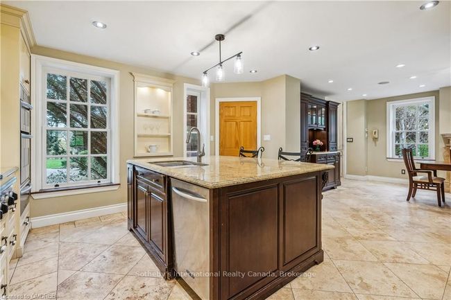 30 South St W, House other with 6 bedrooms, 4 bathrooms and 7 parking in Dundas ON | Image 22