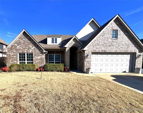 10917 S Sycamore Street, Jenks, OK, 74037 | Card Image