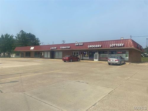 806-806 Runny Meade Est, O Fallon, MO, 63366-2933 | Card Image