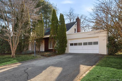 6 Darling Ave, New Rochelle, NY, 10804-1208 | Card Image