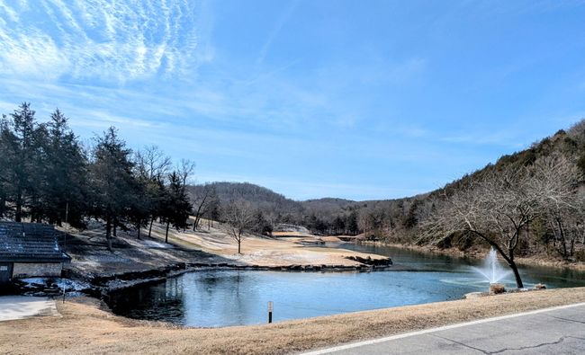 Stonebridge Fountain lake | Image 24