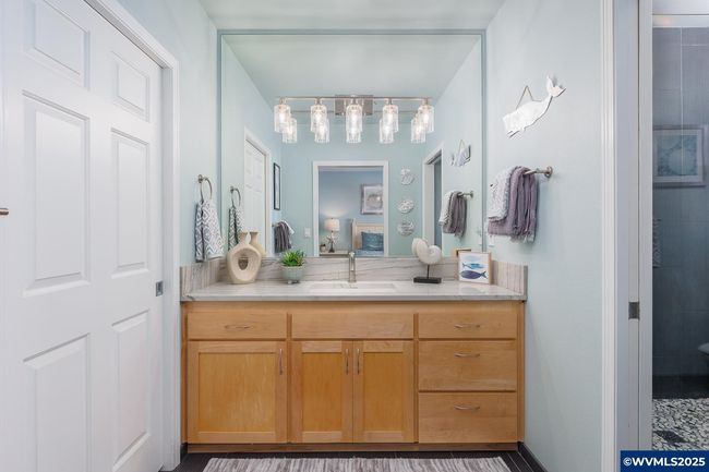 1113 N Highway 101, Condo with 1 bedrooms, 2 bathrooms and null parking in Depoe Bay OR | Image 12
