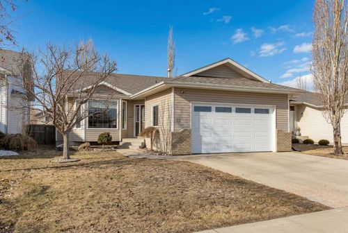 52 Archibald Cres, Red Deer, AB, T4R2X4 | Card Image