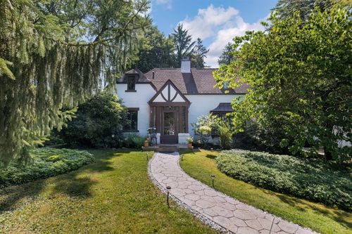 4810 Walker Blvd, Erie, PA, 16509-2251 | Card Image