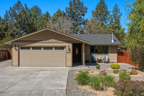 61605 Summer Shade Dr, Bend, OR, 97702-2013 | Card Image