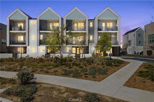 253 Sash, Irvine, CA, 92618-1463 | Card Image