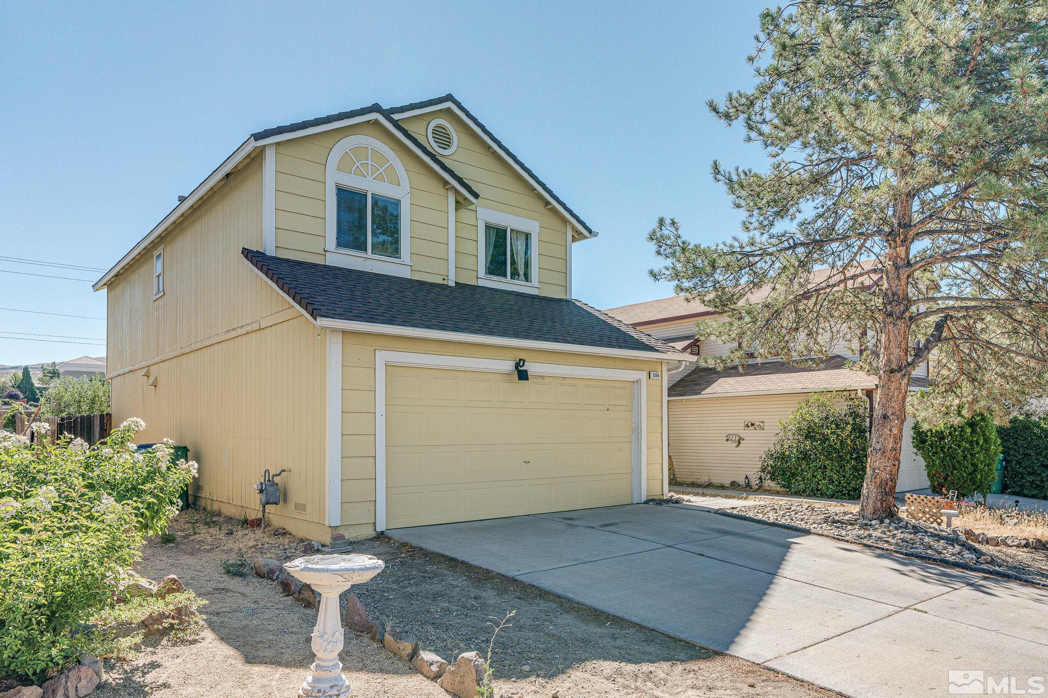 Myles Dr, Sparks, NV 89434