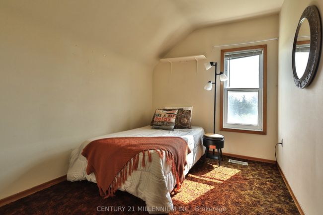 835526 4 Th Line, Home with 4 bedrooms, 2 bathrooms and 10 parking in Mono ON | Image 30