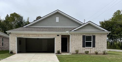 19 Pine St, Byhalia, MS, 38611-5500 | Card Image