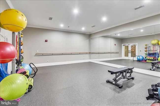 UNIT-1110 - 1601 Spring Gate Dr, Condo with 2 bedrooms, 2 bathrooms and null parking in MCLEAN VA | Image 7