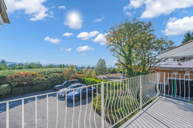 685 King Georges Way, House other with 5 bedrooms, 4 bathrooms and 5 parking in West Vancouver BC | Image 14