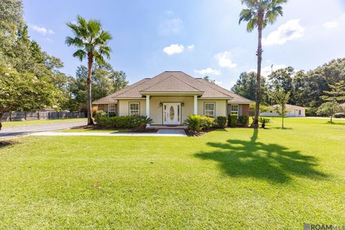 45379 Tanglewood Dr, Hammond, LA, 70401-4448 | Card Image