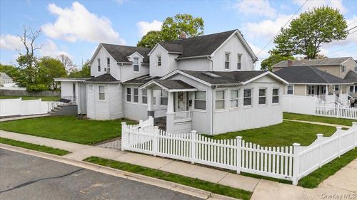 38 Wall St, Farmingdale, NY, 11735-3862 | Card Image