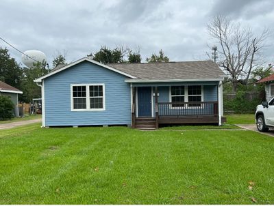 420 Avenue B, House other with 3 bedrooms, 2 bathrooms and null parking in Port Neches TX | Image 1