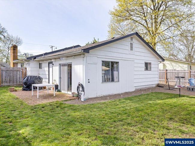507 S Main St St, House other with 3 bedrooms, 1 bathrooms and null parking in Jefferson OR | Image 20