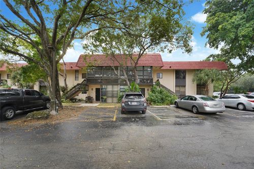 201a-830 Ne 199th St, Miami, FL, 33179-3014 | Card Image