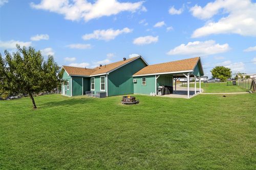 9209 Giant Dr, Joshua, TX, 76058-4398 | Card Image