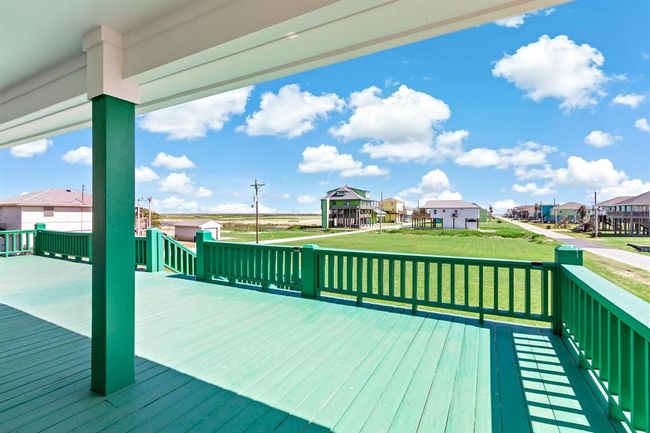 908 West Lane, House other with 1 bedrooms, 1 bathrooms and null parking in Crystal Beach TX | Image 5
