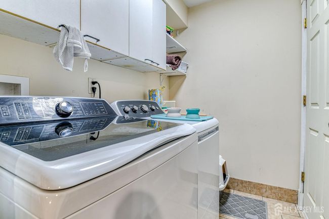 48 Brookside Ave, House other with 3 bedrooms, 2 bathrooms and null parking in Old Bridge NJ | Image 28