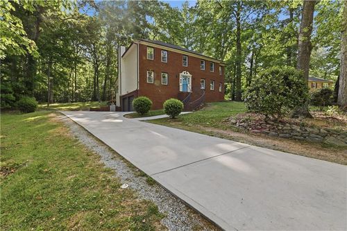 3556 Hadley Pl, Snellville, GA, 30039-7385 | Card Image