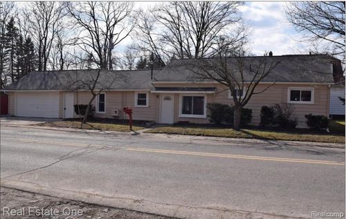 401 W Liberty St, South Lyon, MI, 48178-1342 | Card Image
