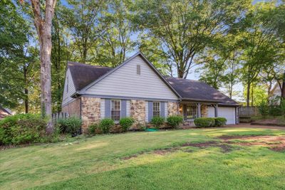 7922 Falling Leaf Cv, House other with 3 bedrooms, 3 bathrooms and null parking in Germantown TN | Image 2