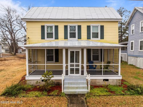 503 Hodges St, Oriental, NC, 28571-9263 | Card Image