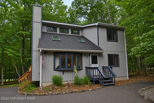 249 Hyland Dr, East Stroudsburg, PA, 18301-6745 | Card Image