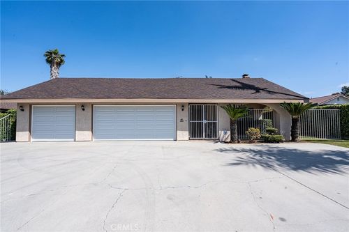 19350 Bloomfield Ave, Cerritos, CA, 90703-7137 | Card Image