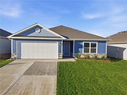 20240 W 194th St, Spring Hill, KS, 66083-6501 | Card Image