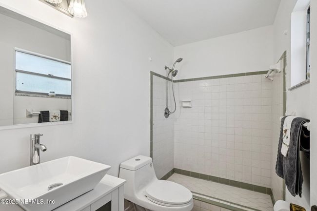 645 Shady Ln, House other with 3 bedrooms, 2 bathrooms and null parking in Keystone Heights FL | Image 25