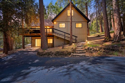 1833 James Dr, Springville, CA, 93265-9421 | Card Image