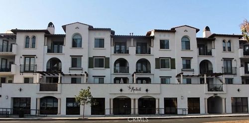 unit-301-2001 Artesia Blvd, Redondo Beach, CA, 90278-3087 | Card Image