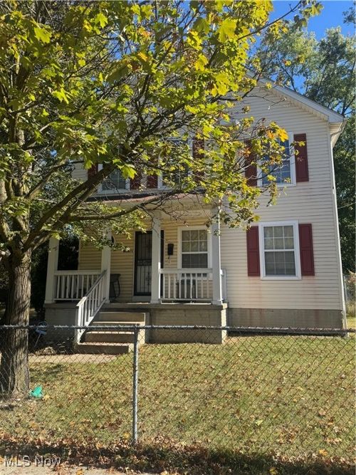 627 E 123rd St, Cleveland, OH, 44108-2329 | Card Image
