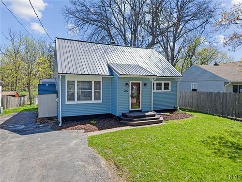 306 Hunt Dr, Fayetteville, NY, 13066-1228 | Card Image